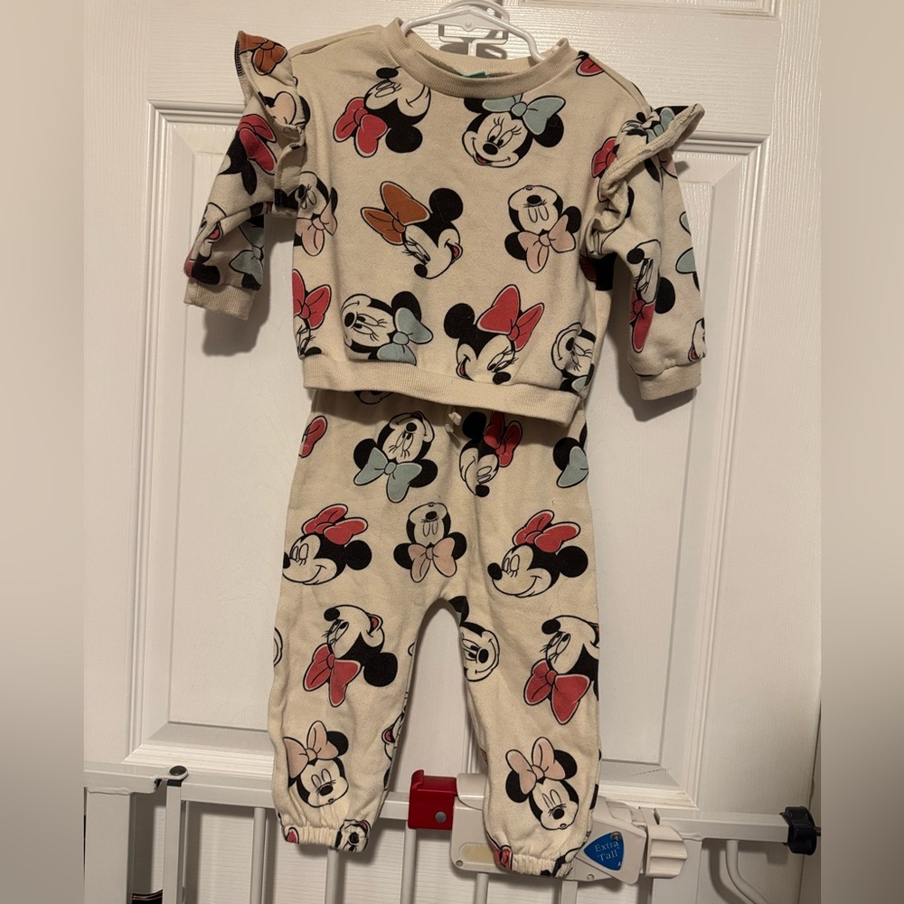 Disney Minnie Mouse Cream and Red Baby Set